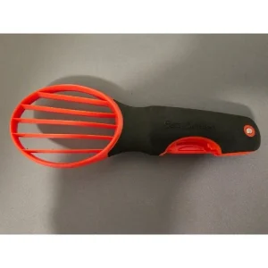 Betty Crocker Flip Blade Avocado Tool 4-in-1 Slicer Pitter Scoop - 6-1/2